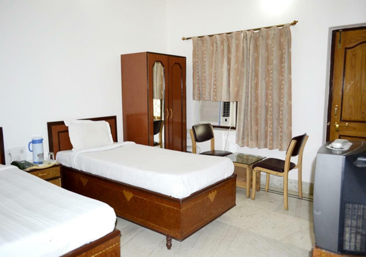 Hotel Tokyo Vihar Бодх-Гая Экстерьер фото